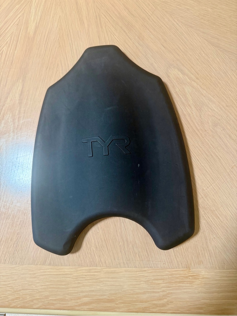 TYR Black Hydrofoil Kickboard